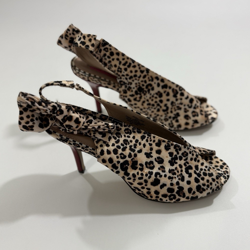 Betsey Johnson Irving Heels Leopard Animal Print Bow Red Stem Stiletto Sz 9 - Picture 4 of 12